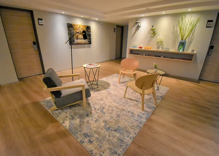 Hotel Kali Centro 4*